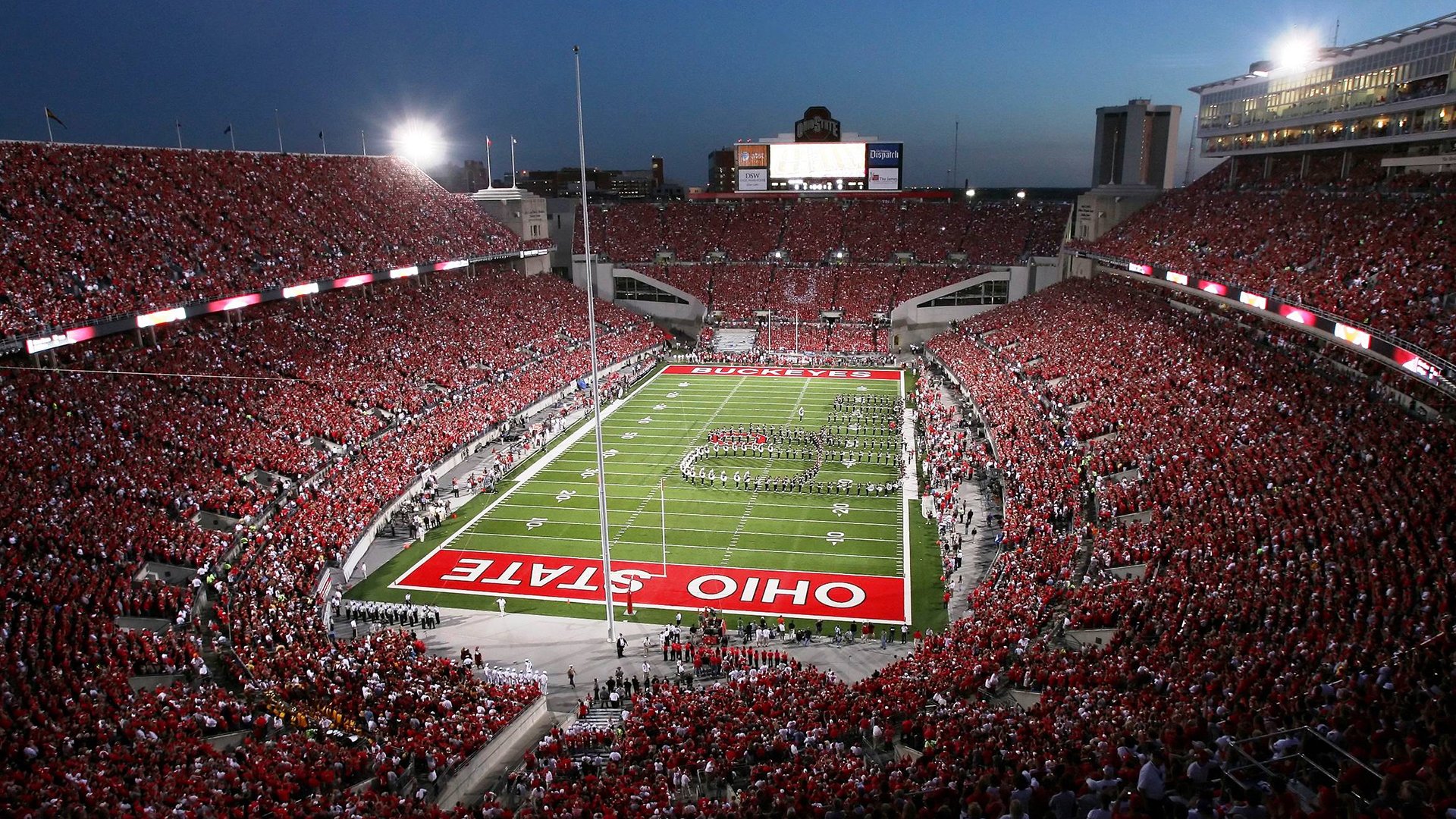 赛场噪音控制方案推行，改善观众听觉体验，赛车噪音扰民打110可以吗